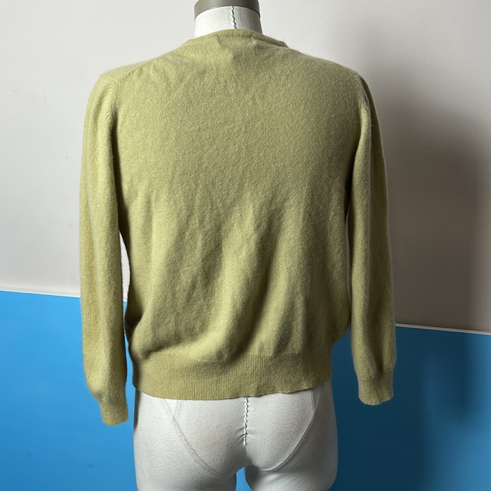 Sutton Studio Light Green Cashmere Twinset - Picture 5 of 15